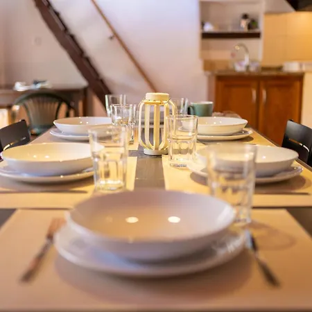 بيت للعطل Sleep Among The Bananas! Rustic With Trails At Your Doorstep *