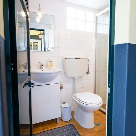 Vakantiehuis Sleep Among The Bananas! Rustic With Trails At Your Doorstep