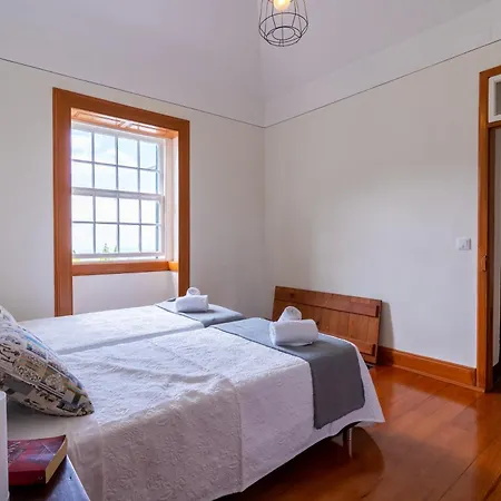 Sleep Among The Bananas! Rustic With Trails At Your Doorstep Vakantiehuis Ponta do Sol (Madeira)