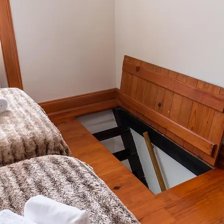 Sleep Among The Bananas! Rustic With Trails At Your Doorstep *