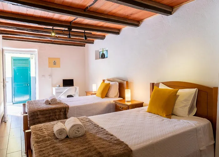 Sleep Among The Bananas! Rustic With Trails At Your Doorstep