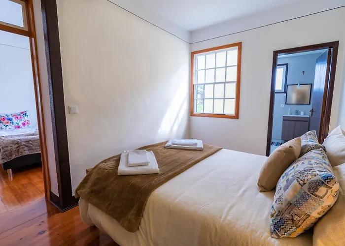 Sleep Among The Bananas! Rustic With Trails At Your Doorstep 度假居