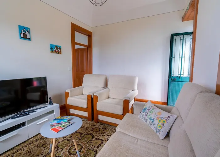 Sleep Among The Bananas! Rustic With Trails At Your Doorstep 度假居